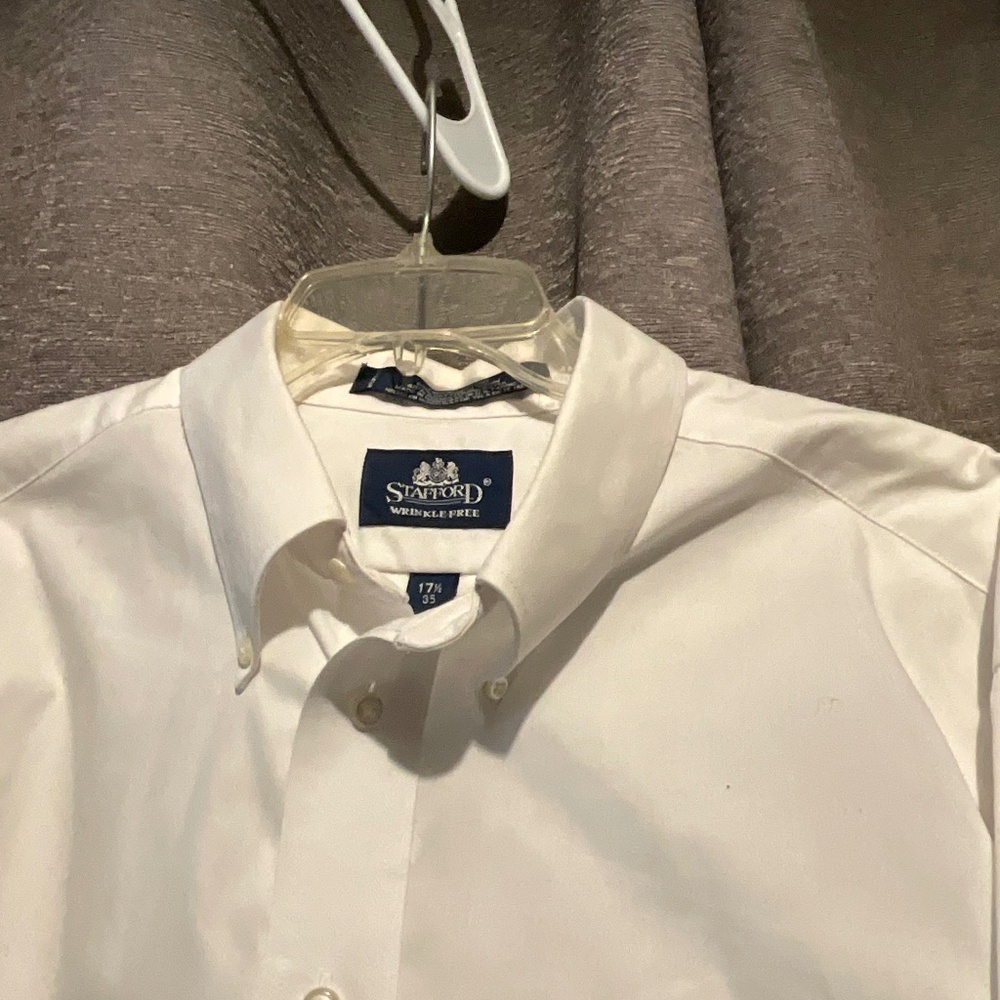 Stafford 17, 1/2 /35, Men’s white dress shirt